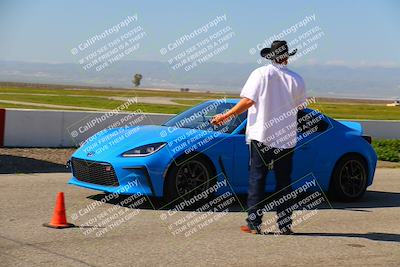 media/Apr-01-2023-Speed Ventures(Sat) [[0a098caa64]]/Red Group/Grids/